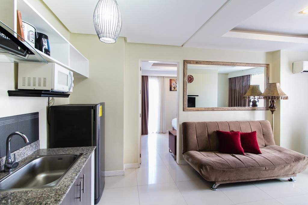 Jmm Apartment Suites Манила Экстерьер фото