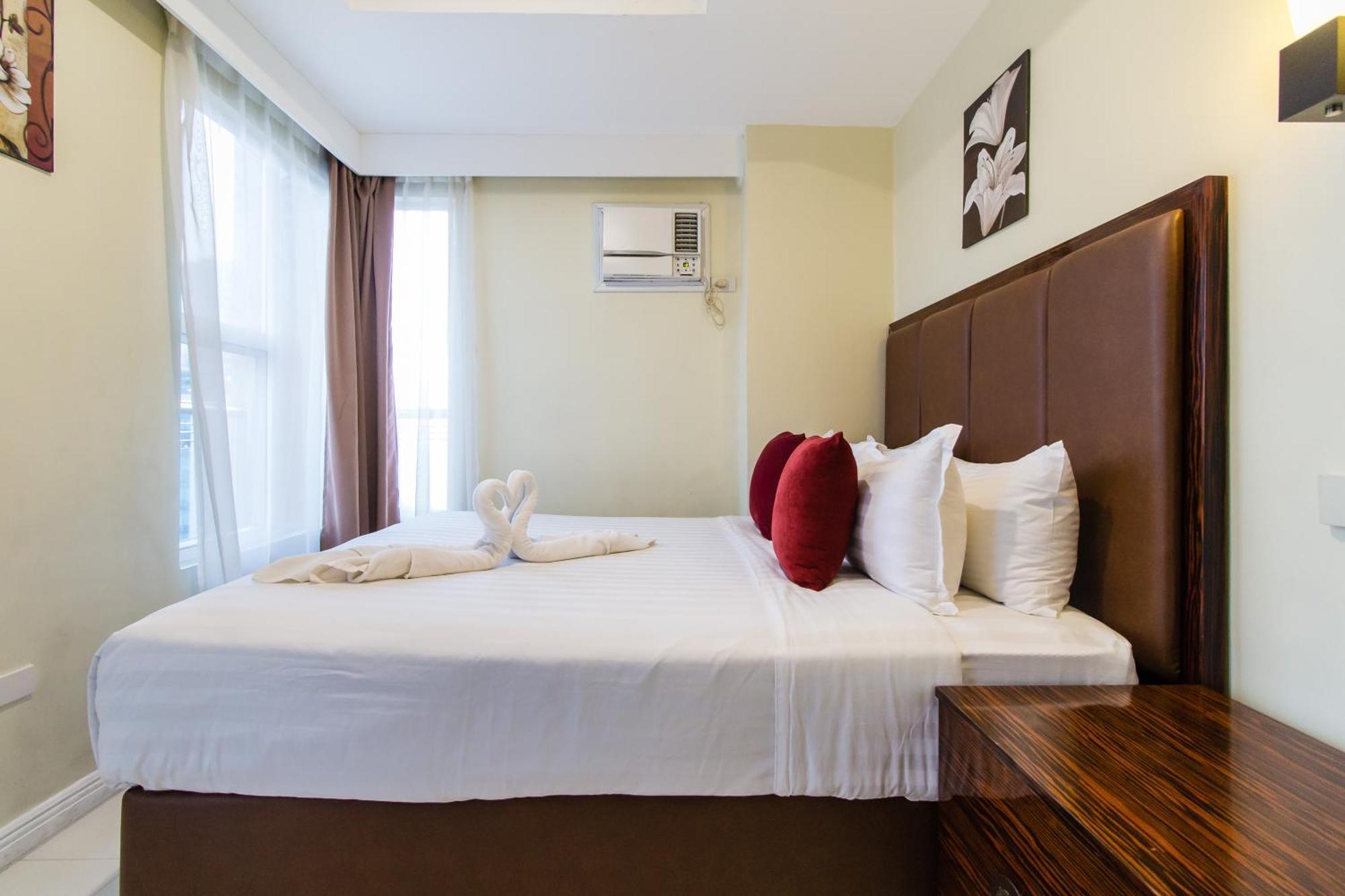 Jmm Apartment Suites Манила Экстерьер фото