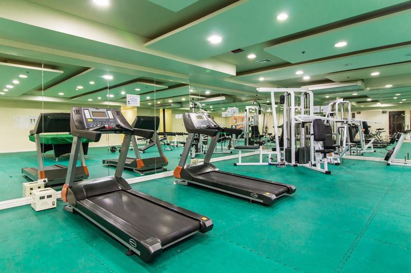 Jmm Apartment Suites Манила Экстерьер фото