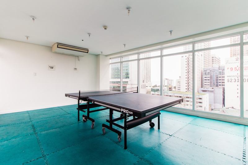 Jmm Apartment Suites Манила Экстерьер фото
