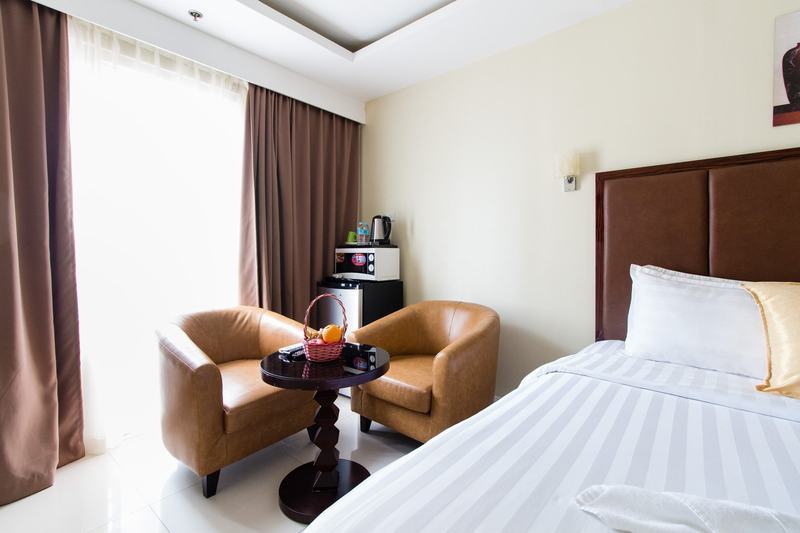 Jmm Apartment Suites Манила Экстерьер фото