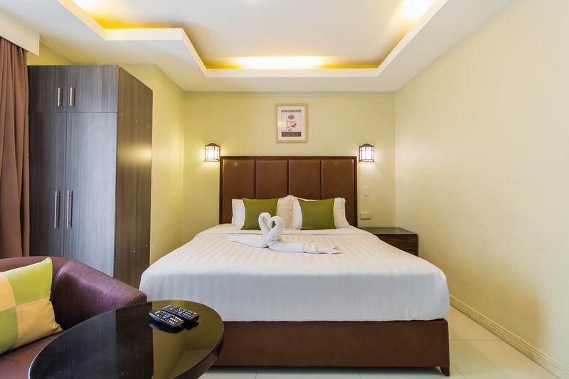 Jmm Apartment Suites Манила Экстерьер фото