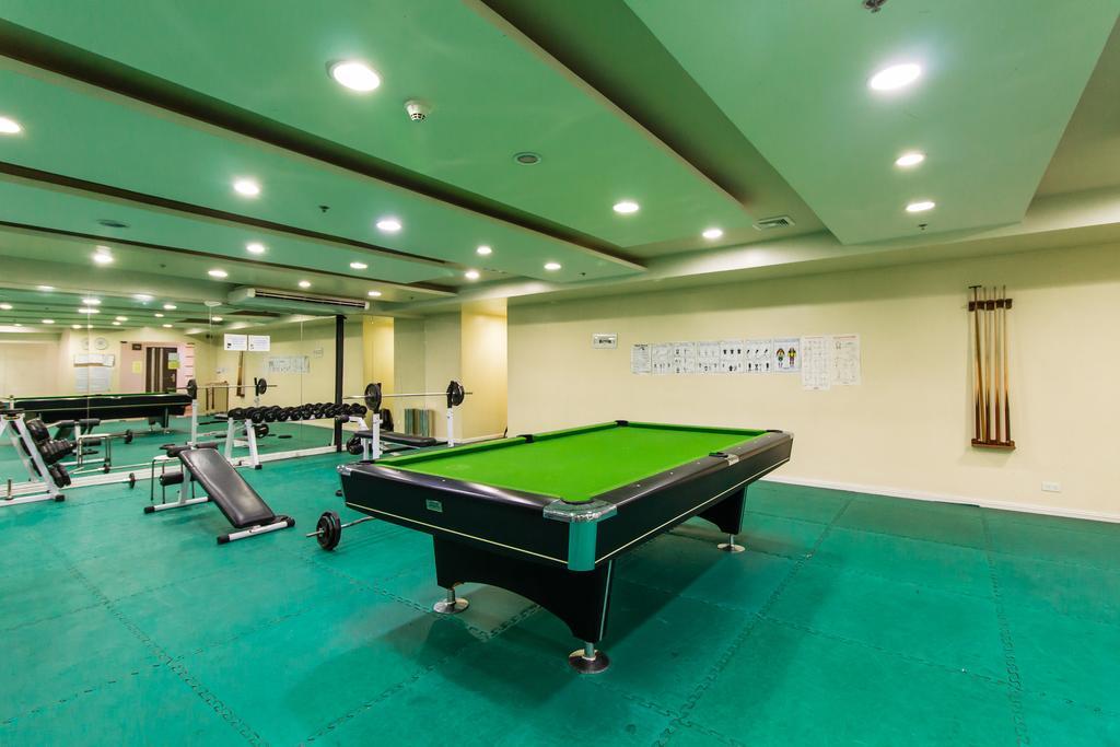 Jmm Apartment Suites Манила Экстерьер фото