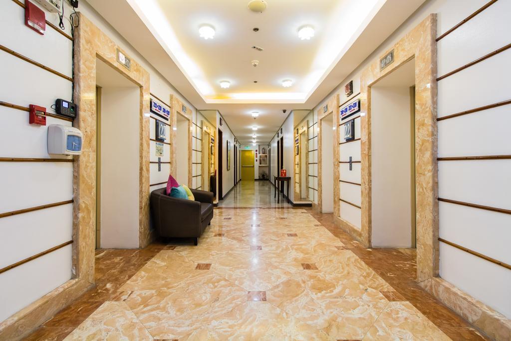 Jmm Apartment Suites Манила Экстерьер фото